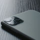 La anterior generación de iPhone seguirá sin ver la nueva unos meses más.